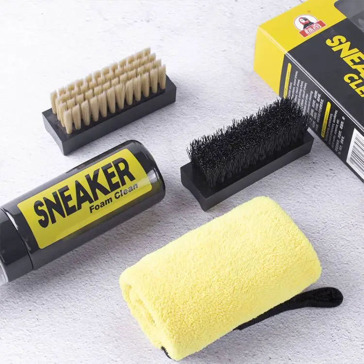 Bezwodny piankowy środek do cz – Sneaker Care Products recenzja i cena